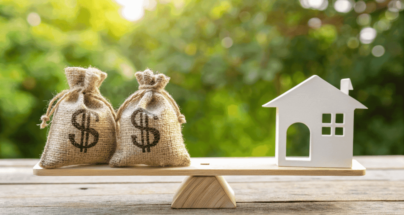 The Difference Between Encumbrances and Liens on Property?